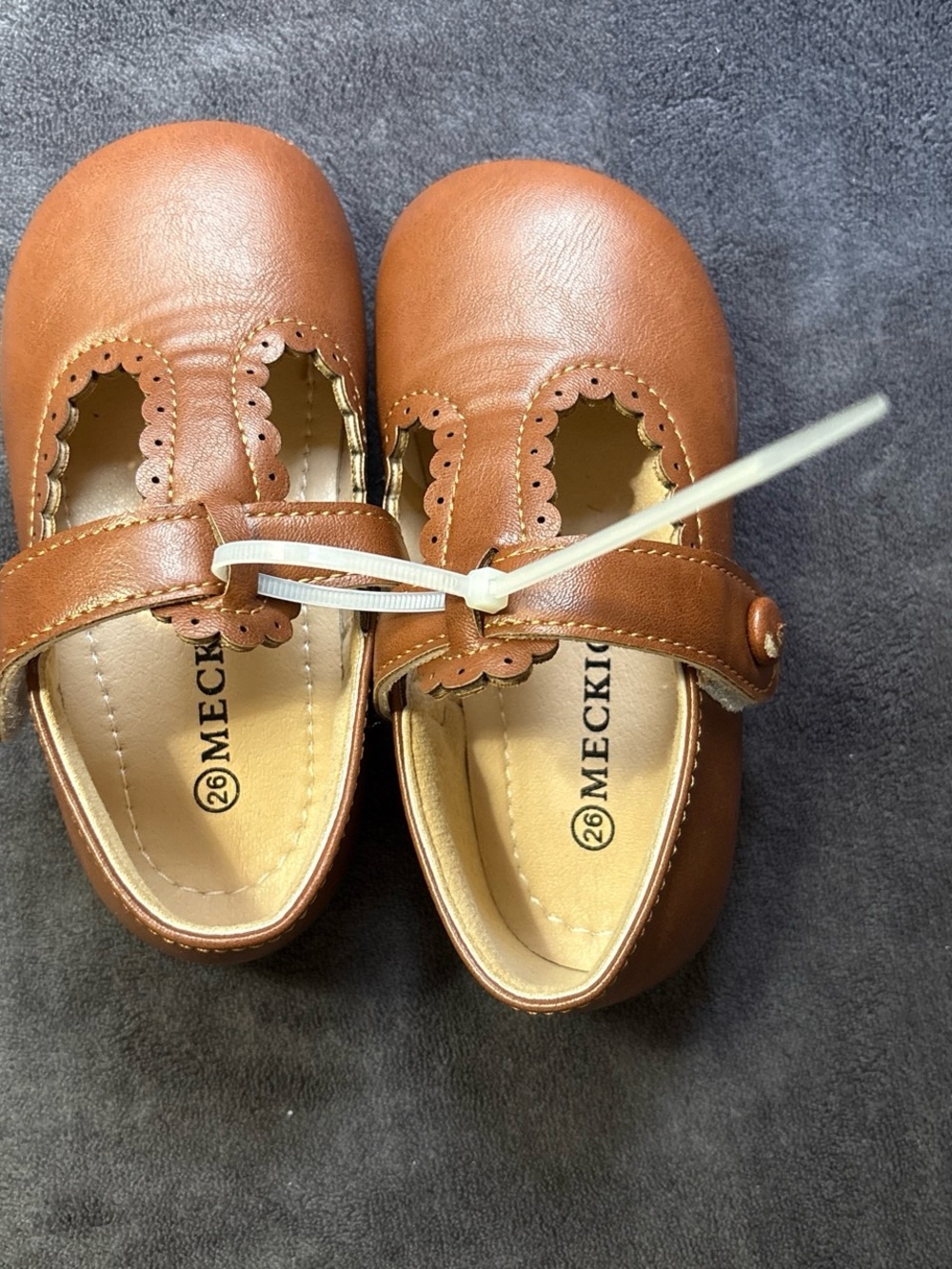 Girls' Tan Mary Jane Dress Shoes